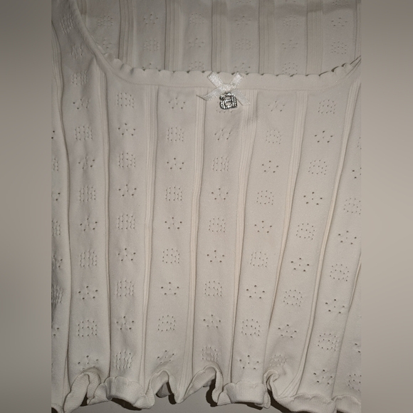 15. NWOT ALEXANDER WANG LOGO SCOOP LONG SLEEVE PULLOVER IN SOFT WHITE - Picture 7 of 10